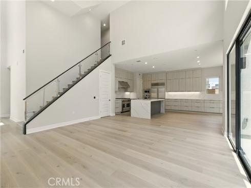 133 Apron , Irvine, CA