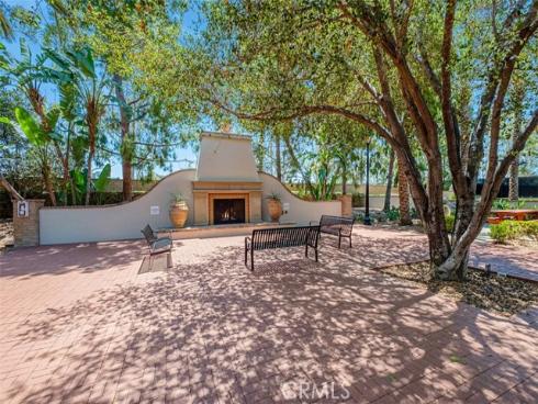 231 Mantle , Irvine, CA
