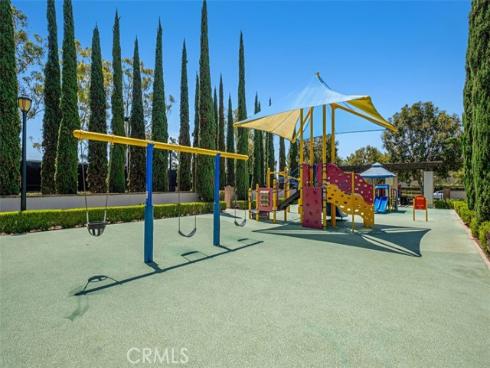231  Mantle  , Irvine, CA
