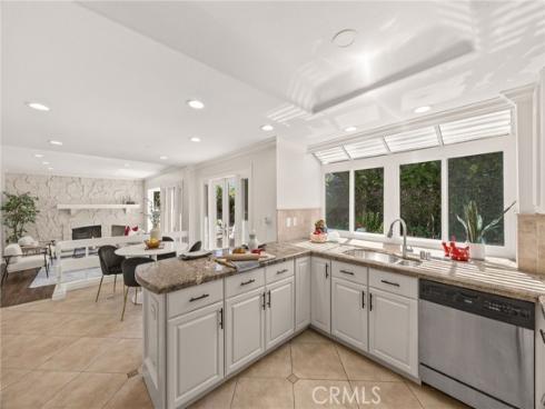16 Harrisburg , Irvine, CA
