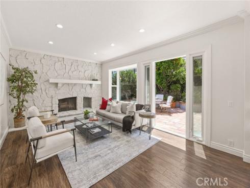 16 Harrisburg , Irvine, CA