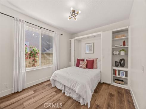16 Harrisburg , Irvine, CA