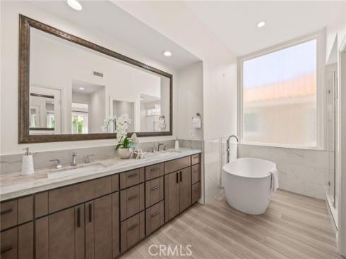 16 Harrisburg , Irvine, CA
