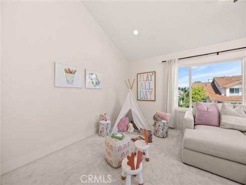 16 Harrisburg , Irvine, CA