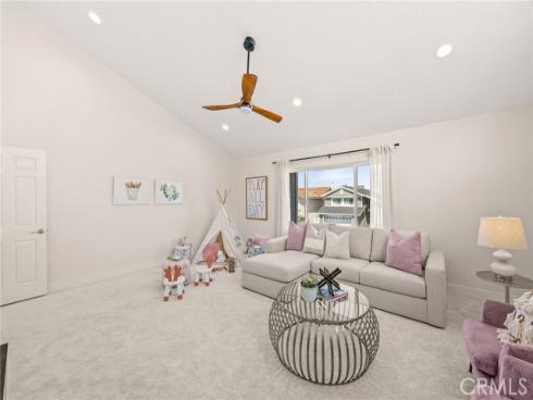16 Harrisburg , Irvine, CA