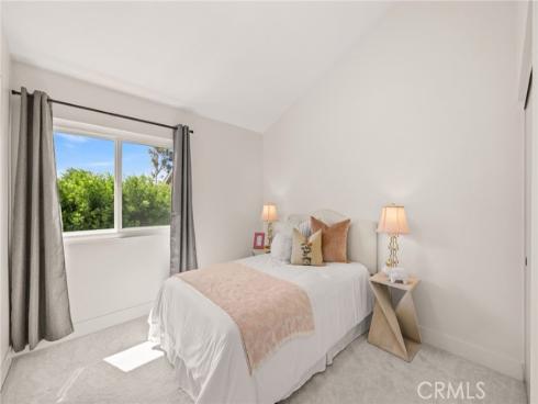 16 Harrisburg , Irvine, CA