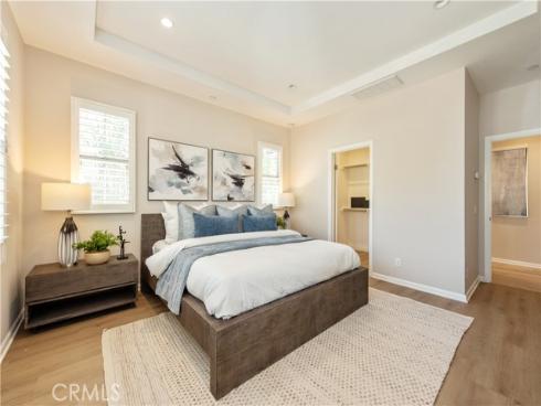 146 Rotunda , Irvine, CA