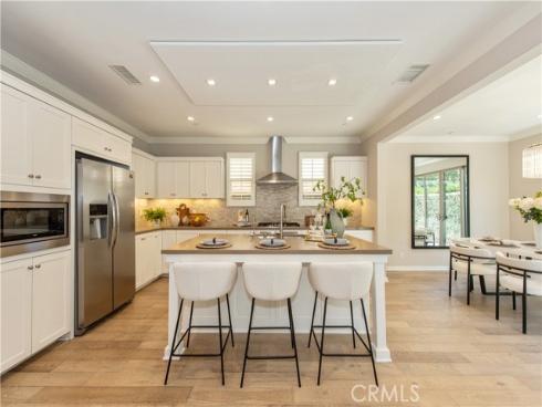 146 Rotunda , Irvine, CA