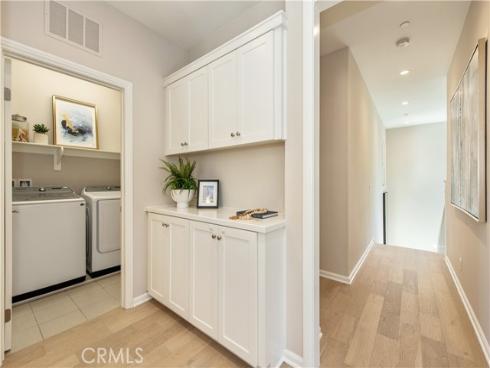146 Rotunda , Irvine, CA