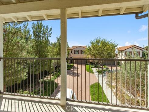 146 Rotunda , Irvine, CA