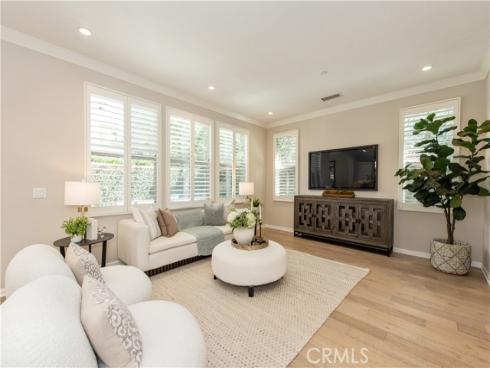146 Rotunda , Irvine, CA