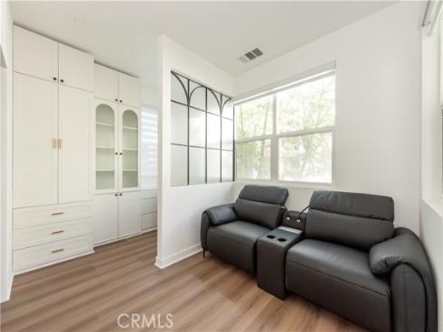 2208 Synergy , Irvine, CA