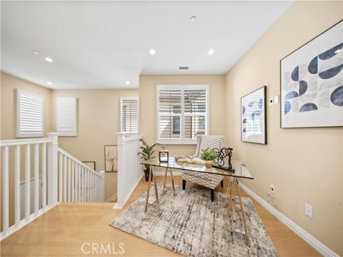 190  Crescent Moon  , Irvine, CA