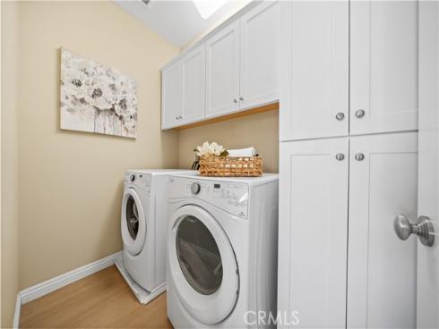190  Crescent Moon  , Irvine, CA