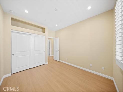 190  Crescent Moon  , Irvine, CA