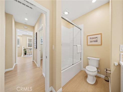 190  Crescent Moon  , Irvine, CA
