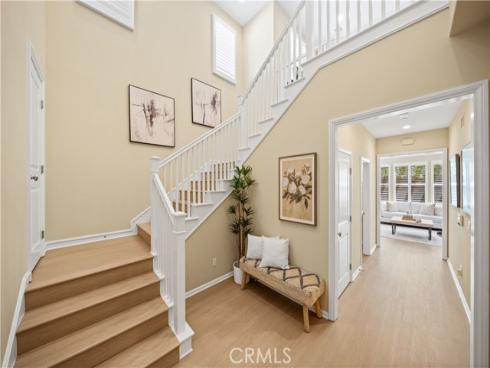 190  Crescent Moon  , Irvine, CA