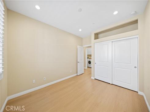 190  Crescent Moon  , Irvine, CA