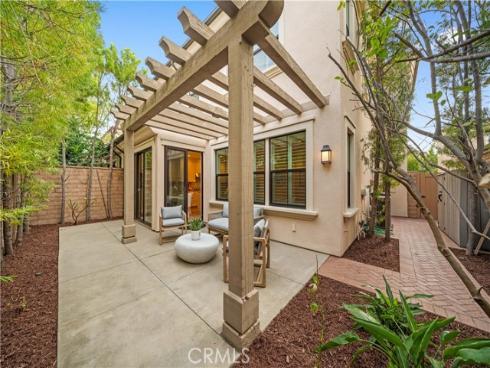 190  Crescent Moon  , Irvine, CA