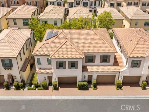 190  Crescent Moon  , Irvine, CA