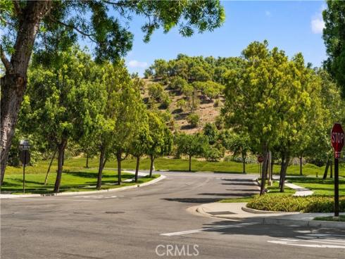 190  Crescent Moon  , Irvine, CA