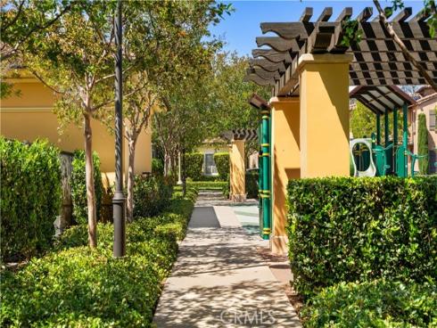 190  Crescent Moon  , Irvine, CA