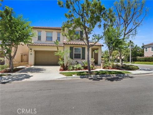 67 Hazelton , Irvine, CA