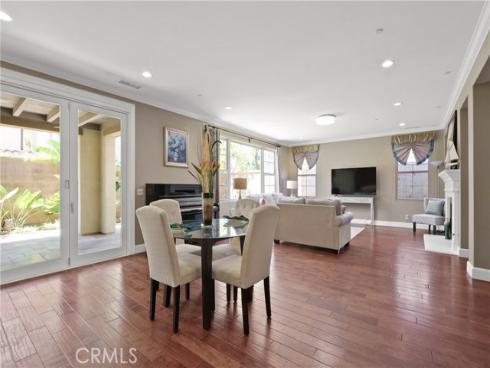 67 Hazelton , Irvine, CA