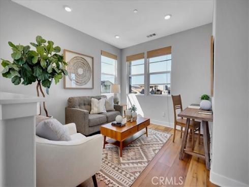137 Rondo , Irvine, CA