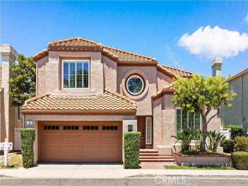 9 Terraza , Irvine, CA