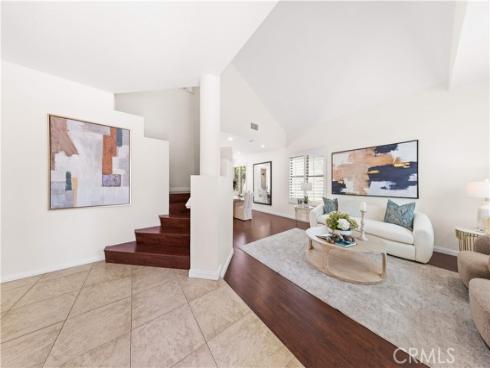 9 Terraza , Irvine, CA
