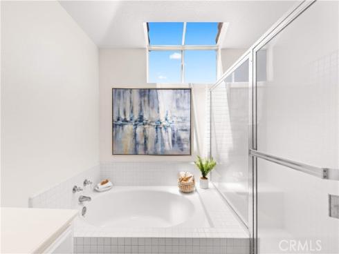 9 Terraza , Irvine, CA