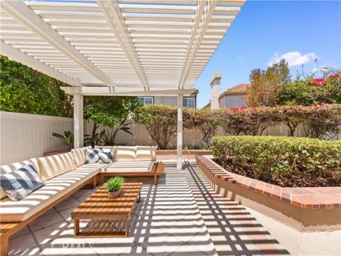 9 Terraza , Irvine, CA