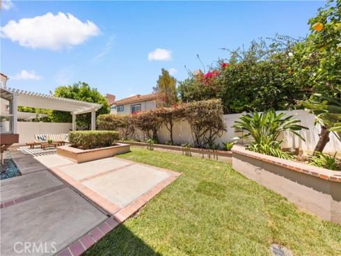9 Terraza , Irvine, CA