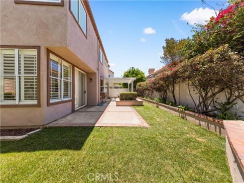 9 Terraza , Irvine, CA