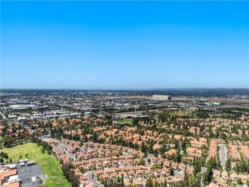 9 Terraza , Irvine, CA