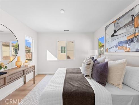 213 Great Lawn , Irvine, CA