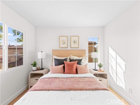 213 Great Lawn , Irvine, CA
