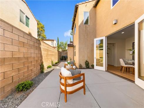 213 Great Lawn , Irvine, CA