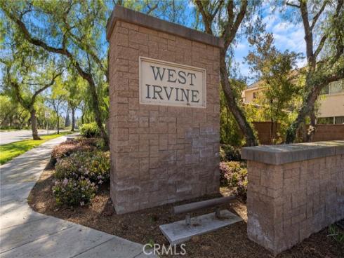 23 Amoret , Irvine, CA