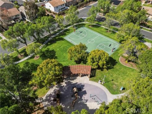 23 Amoret , Irvine, CA