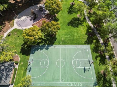 23 Amoret , Irvine, CA