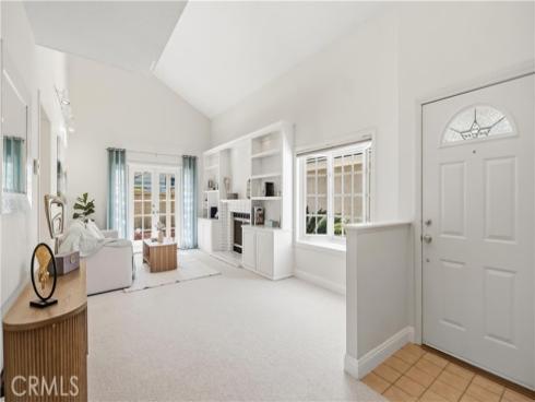 44 Silkberry , Irvine, CA