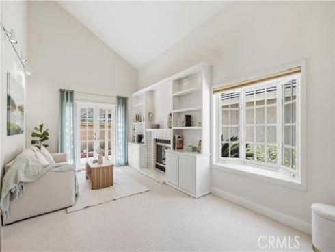 44 Silkberry , Irvine, CA