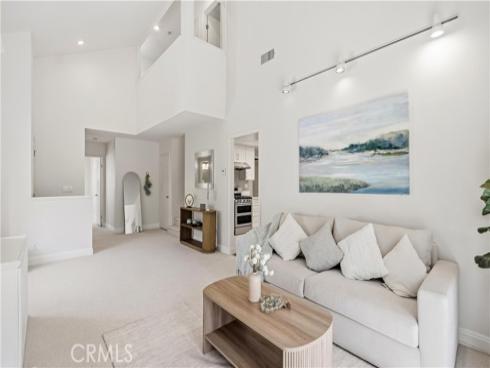 44 Silkberry , Irvine, CA