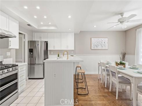 44 Silkberry , Irvine, CA