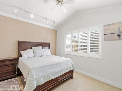 44 Silkberry , Irvine, CA