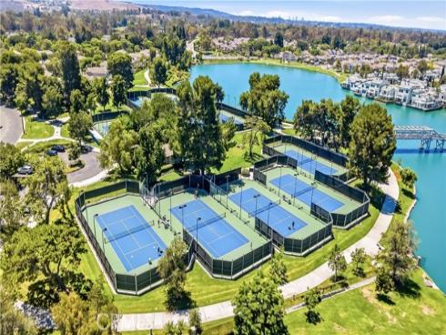 44 Silkberry , Irvine, CA
