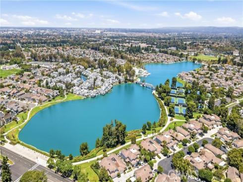 44 Silkberry , Irvine, CA