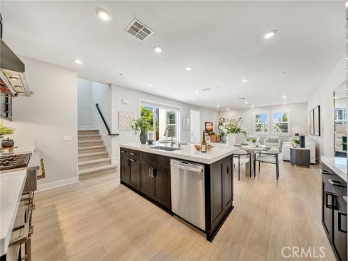 200 Chorus , Irvine, CA